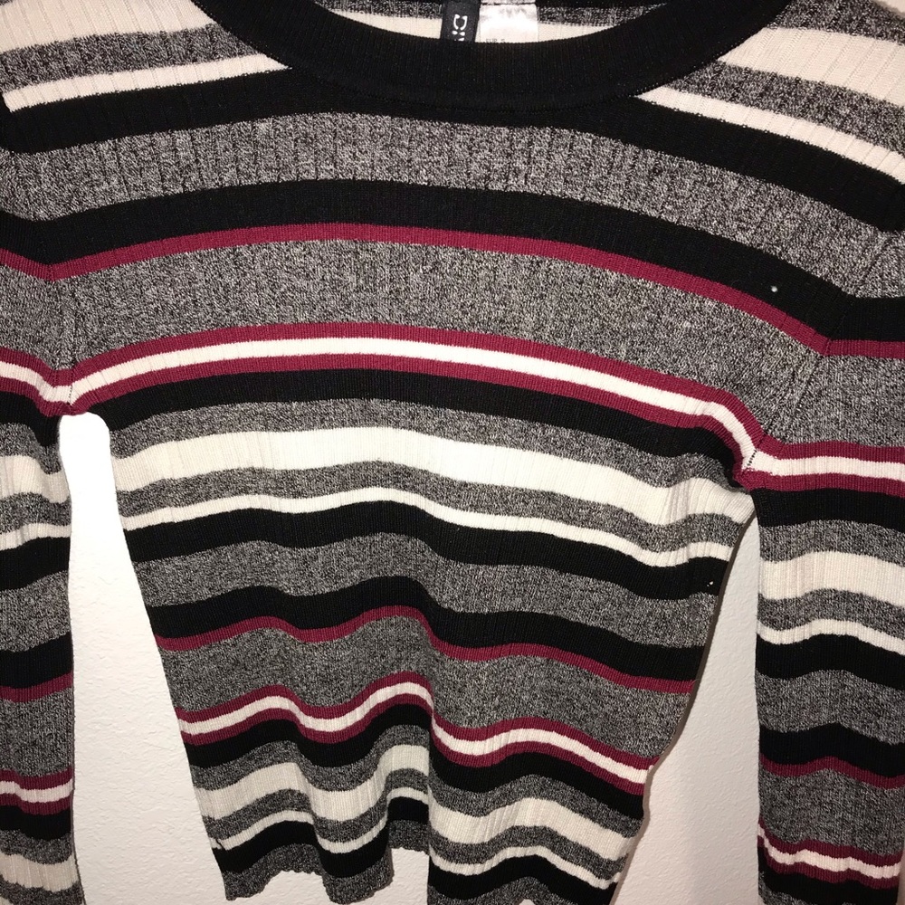 Cropped sweater